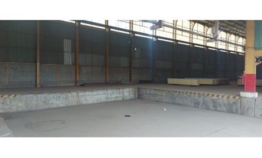 VA PERIMETRAL alquilo bodega de 10.000m2