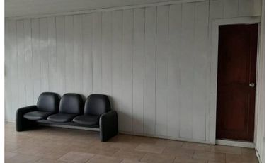 VA PERIMETRAL alquilo bodega de 10.000m2