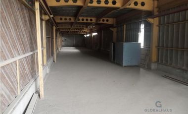 VA PERIMETRAL alquilo bodega de 10.000m2