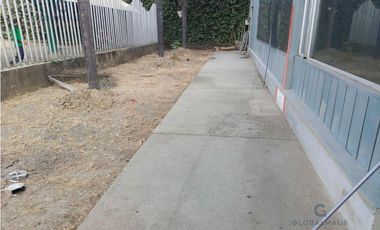 VA PERIMETRAL alquilo bodega de 10.000m2