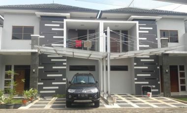 Rumah 2 lantai Exclusive di Cibabat Cimahi Kota 5 menit ke Pemkot Cimahi Harga 1M-an Murah!!