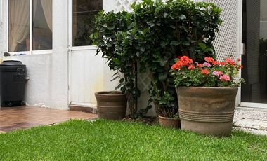 HERMOSA CASA O TERRENO EN LA COLONIA ROMA SUR CON CUATRO RECÁMARAS