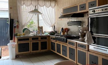 HERMOSA CASA O TERRENO EN LA COLONIA ROMA SUR CON CUATRO RECÁMARAS