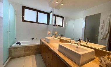 Departamento en Calle Holandesa