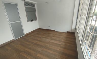 oficina en arriendo en granada. Cod A114900