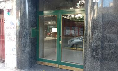 CONGRESO VENTA  3 1/2 AMB. FRENTE   SOLIS 100
