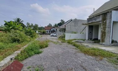 RUMAH TERMURAH DEKAT PASAR SLEMAN