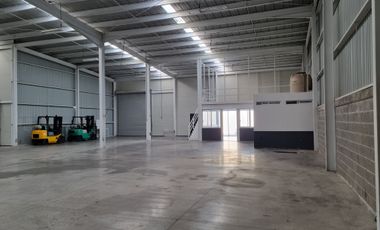 RENTA DE BODEGA 700 M CERCA DEL PARQUE INDUSTRIAL QUERETARO