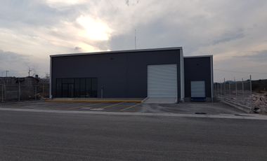 RENTA DE BODEGA 700 M CERCA DEL PARQUE INDUSTRIAL QUERETARO