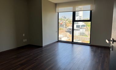 Renta departamento THE OAKS Bosque real