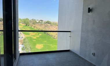 Renta departamento THE OAKS Bosque real