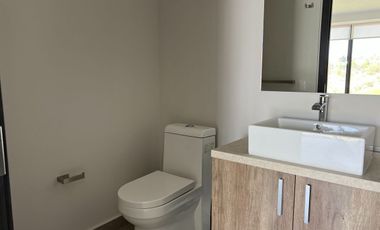 Renta departamento THE OAKS Bosque real