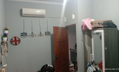 RUMAH MURAH 2 LANTAI DESAIN CANTIK DI GODEAN