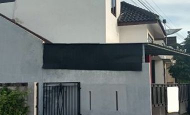 RUMAH MURAH 2 LANTAI DESAIN CANTIK DI GODEAN