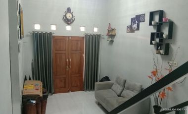RUMAH MURAH 2 LANTAI DESAIN CANTIK DI GODEAN