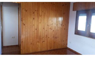 REPUBLICA DE PORTUGAL 2950, e/Santiago y Asunción