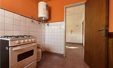 REPUBLICA DE PORTUGAL 2950, e/Santiago y Asunción