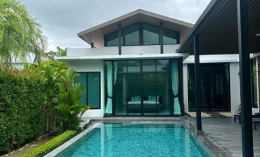 4 Bedroom Villa for rent at Nai Harn Baan Bua - Baan Varij