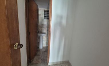 local en arriendo en cabecera del llano. Cod A125101