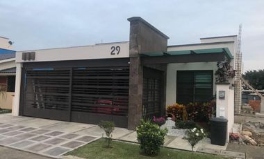 CASA DE UNA PLANTA EN VERACRUZ