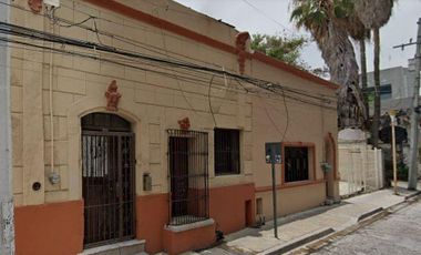 Casa con uso de suelo en Renta en el Centro de Monterrey. N.L