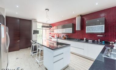 casa en venta en usaquén. Cod V323