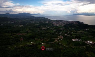 Terreno con vista  panorámica a Laguna de Chapala ideal p/ desarrollo exitoso!
