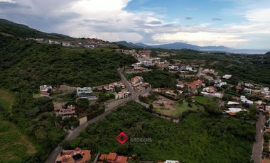 Terreno con vista  panorámica a Laguna de Chapala ideal p/ desarrollo exitoso!