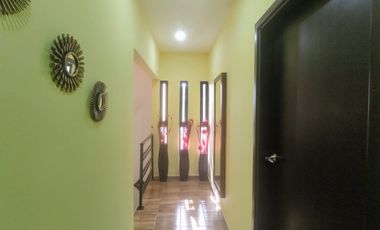 Casa en venta con alberca y acabados residenciales Col. Carranza, Boca del Río