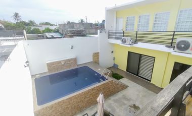 Casa en venta con alberca y acabados residenciales Col. Carranza, Boca del Río