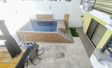 Casa en venta con alberca y acabados residenciales Col. Carranza, Boca del Río