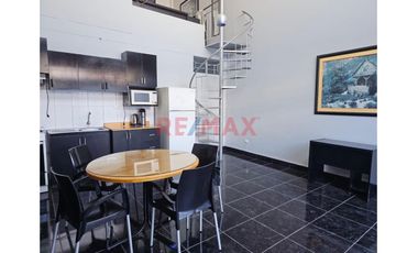 Alquiler Dúplex Tipo Loft Urb. San Isidro: Diseño, Doble Altura Y Ubicación Inmejorable