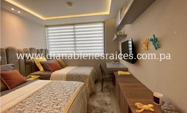 Se vende apartamento en Condado del Rey