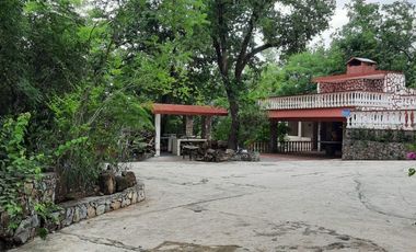 Venta Quinta en La Cieneguilla en Santiago N.l.