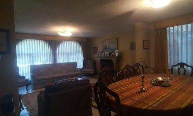 Vendo Casa  en el Mejor Sector Comercial de La Floresta No Patrimoniada