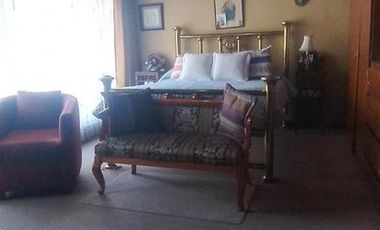 Vendo Casa  en el Mejor Sector Comercial de La Floresta No Patrimoniada