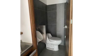 Oficina en venta y arriendo en el sector de Manila
