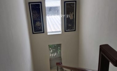 Rumah Premium Jakarta Garden City Hook LT 192m Semi Furnished