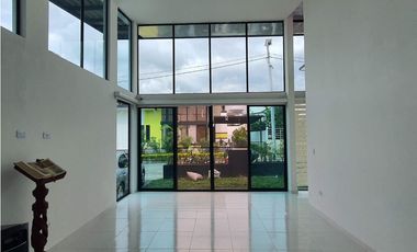 Casa Sobre Planos Montebello Chinauta