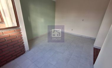COD. 405 - SE ARRIENDA APARTAMENTO - BARRIO: FAVUIS