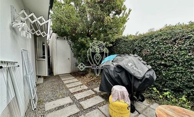 Casa en venta de 2D 2B Luis Pasteur en Vitacura