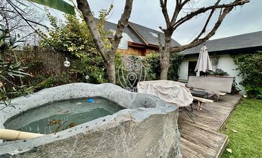 Casa en venta de 2D 2B Luis Pasteur en Vitacura