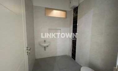 Disewakan Nego Rumah 2 Lantai Siap Huni di Royal Residence