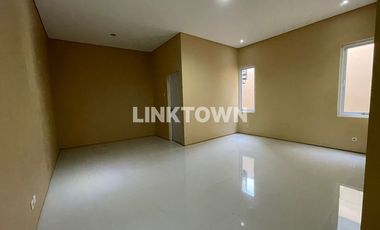 Disewakan Nego Rumah 2 Lantai Siap Huni di Royal Residence