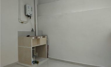 VENTA DE CASA MEDIANERA REMODELADA EN EL CENTRO DE PEREIRA