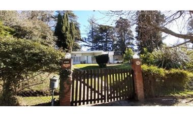 VENTA / Chalet con gas natural  /  Sierra de los Padres /Toma permuta