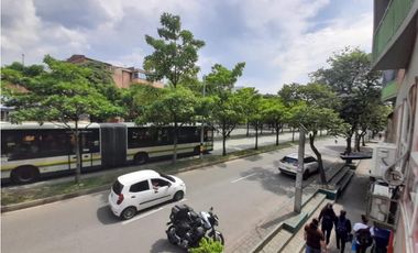 Venta de local, oficina o consultorio en El Chagualo, Medellín