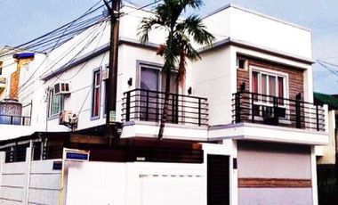 FOR SALE House and Lot in Parañaque