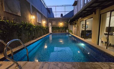 Dijual Rumah Mewah furnished dengan Kolam Renang di Puspita Loka BSD