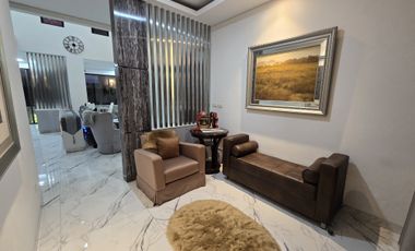 Dijual Rumah Mewah furnished dengan Kolam Renang di Puspita Loka BSD